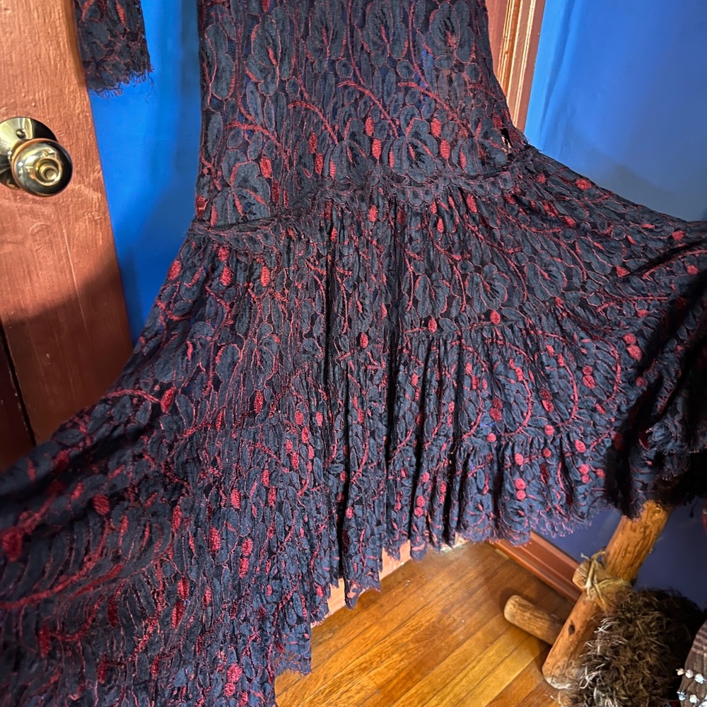 Mysterious black and red lace midi dress.